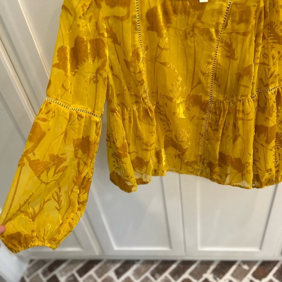 Anthropologie Velvet Top Women Size 2 Meadow Rue Blouse Crushed Flowy Floral - Picture 2 of 6